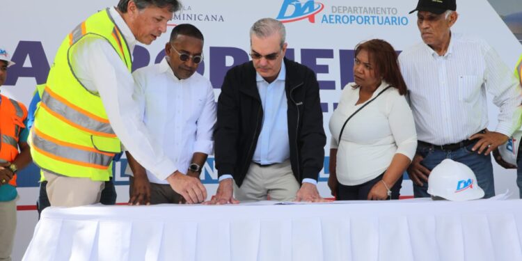 Abinader dinamiza San Juan con naves industriales que generan 500 empleos