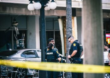Florida: cuatro muertos y 11 heridos tras persecución policial