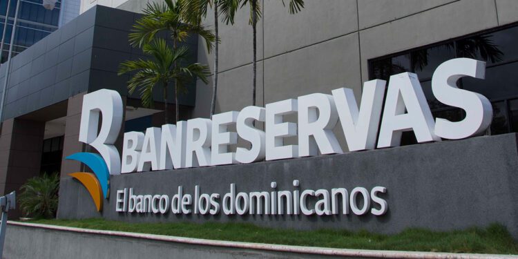 Diáspora dominicana mueve a través de Banreservas más de RD$3,143 millones en hipotecas